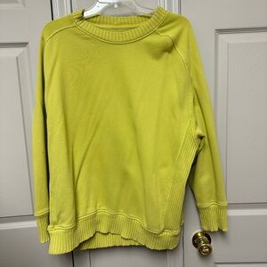 Arie oversized sweatshirt.